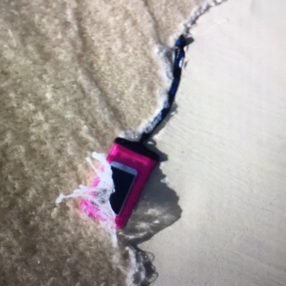 Aqua Case is a FLOATING 100% waterproof pouch, NWT - Picture 5 of 9